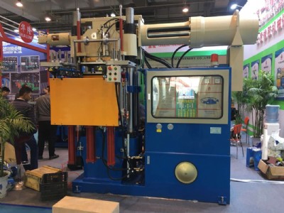 ��X�����Ԅ�������zǰ�3rt�_ģ�͉����͙C