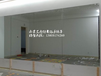 �Ͼ��l���g�R��