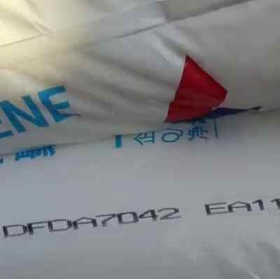 ����7042���;���ϩBLYB�P�\�S��