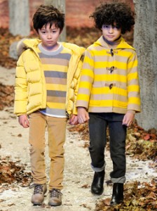 �Ϳ˰�Ʒ��ͯ�b���r����ɫ�ʞ����_�l���ӵ�����