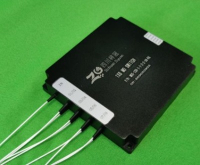 �Ĵ����ڹ����Ź��_�P1x4/1x8