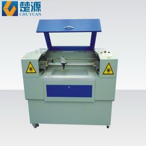 �V��늳���ؓ�OƬ�����и�C