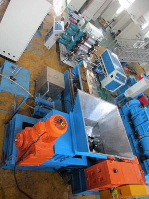 �S��ֱ�N ��(y��u)̩���zƬ�ĔD���C(j��) epdm���zƬ�ĔD���C(j��)