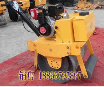 700���ַ���݆��·�C ���H���Ʊ������͙C