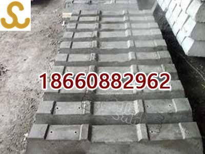 ɽ��900܉��ˮ��܉�����V��ˮ����ľ�S�ң��^��С��܇܉��