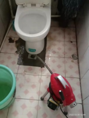 ��ɽ��·�υ^(q��)�����ı��RͰ��ͨ���T����(w��)�Ԓ