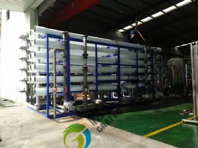 ɽ�|���B͸����ˮ�O��S��