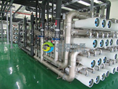 ɽ�|��B͸�S��