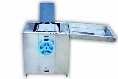 ����ȼ�⵰��C�S�ҵ̓r���l(f��)