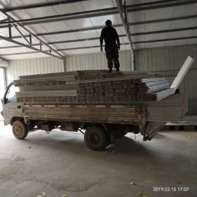 ���սY�����p��S��