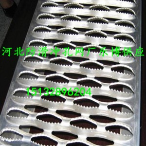 ���ݷ����_�װ�����{�~����̤��S�Ҙ���ֱ�N