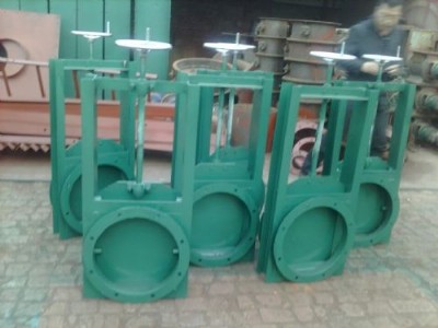 300�քӲ���y�S�҈�r