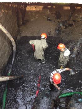 �|ݸ��Xɽ������ˮ�س黯�S��