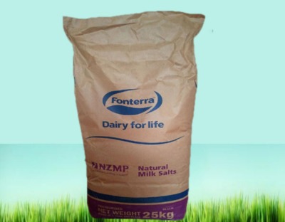 ��V���} ���} �����m ����Ȼ