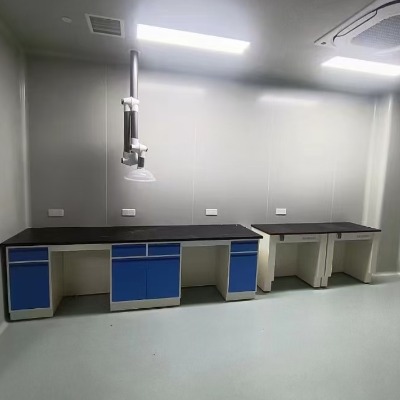 �V���ж��ƌ���ҼҾߵďS�҆�