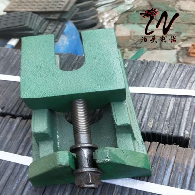 �C���{���|�F