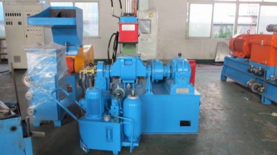 10L�Ӊ�ʽ�ܟ��C