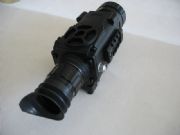 �����t������x����R �������