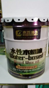 ����ľ�����ˮ��ľϞ��