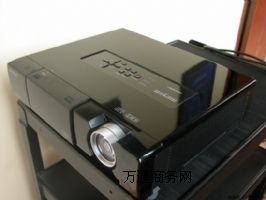 ͶӰ�C����M�����P����ͬ������ͶӰ�C�M��؛�\������˾