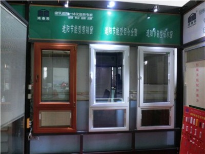 ���ϰ��~���r�� ���ϰ��~���r��(y��u)�ݏS�ҹ���(y��ng) ��̩��