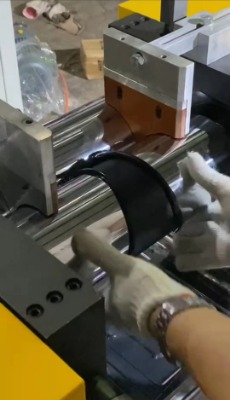 ������݁���ܙC