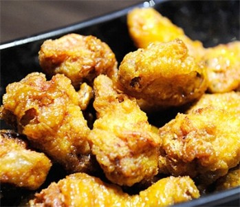 �������������ɫ�������B�i����