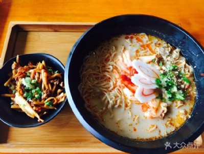 �ۇ��~�ۼ����M�Ƕ���