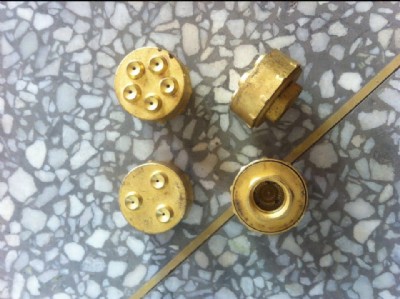 �����F�����^�����m���^ �����m���^�r��