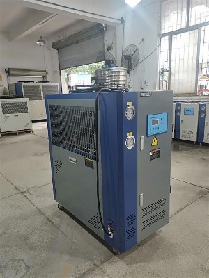 ��܇�c����ˮ�C