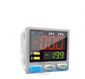 �������w������������������������׃����