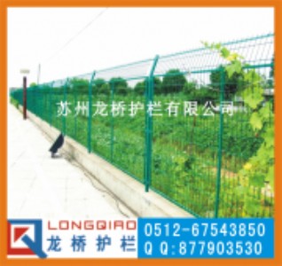 宣州高速公路護欄網 宣州鐵路護欄網 綠色浸塑鋼絲網