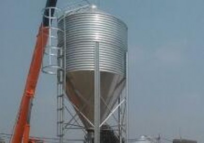 ������L�C-����-�R������Cе���a�S��