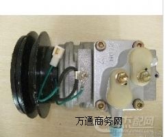 ����С���ھ�C���PC220-7���{���s�C