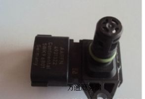 ����С���ھ�C���PC200-8�M�������