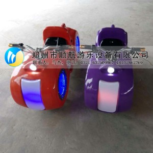 �N�ۻ�С���Θ�(l��)̫��Ħ�У��¿�V��(ch��ng)̫��Ħ��