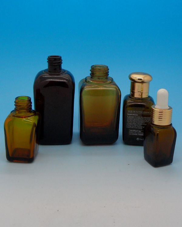 ���ξ���ƿ