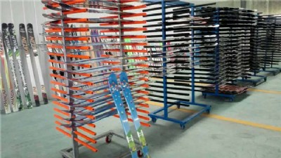 ��ѩ��Ę��� �p�廬ѩ��r��