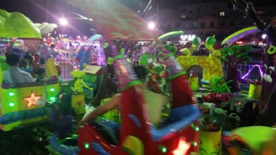 ����𱬵ďV���Θ��O��g���N