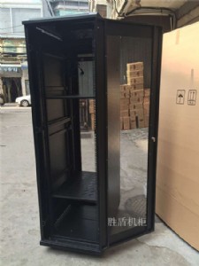 ���շ������C���r����ܷ������W�j�C��