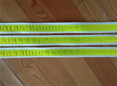 �Ĵ��dꖷ��⾯ʾ�� �������ⱳ���R�� �G�����g���M�е�Ξ��