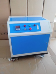 �r������߉����F�ӝ���