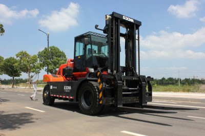 16����܇�S�҃r��