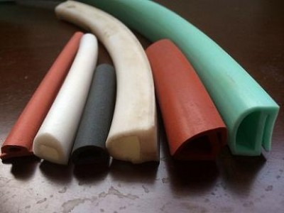 D���ι��z�l�ݗl