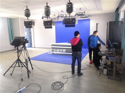 ̓�MС���ݲ���ֱ���g�