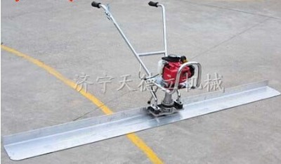 ������������ƽ�� ��ӳ�25�ͻ�������ƽ�ߏS��ֱ�N