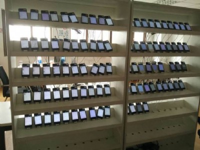 �b��Ⱥ��ϵ�y(t��ng)�c΢�_(d��)Ⱥ��ϵ�y(t��ng)�ǼҺ�