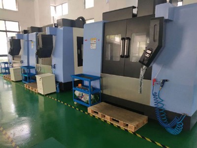 cnc車床加工|五金沖壓加工 萬巢專注精密五金配件