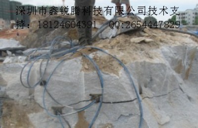 ���Ì����ڙC(j��)���b��ʯ�C(j��)�������