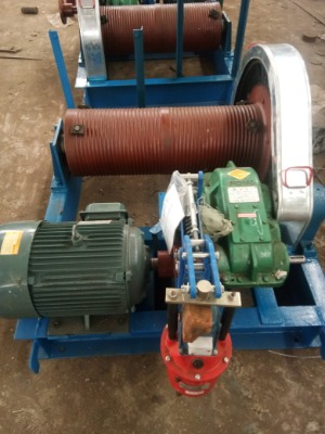 ��P���]�C